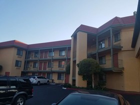 Rancho San Diego Inn & Suites