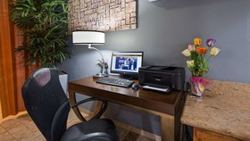 Rancho San Diego Inn & Suites