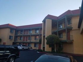 Rancho San Diego Inn & Suites