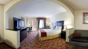 Holiday Inn Express & Suites El Centro