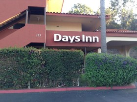 Days Inn by Wyndham Encinitas Moonlight Beach