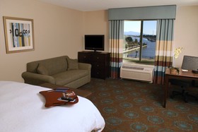 Hampton Inn and Suites Suisun City Waterfront