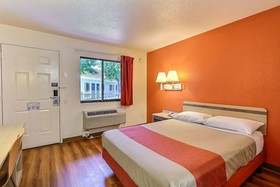 Motel 6 Fremont North