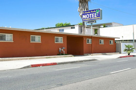 Merle Motel