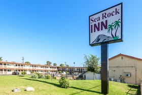 Sea Rock Inn