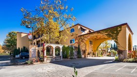 Best Western Dry Creek Inn - Villa Toscana & Casa Siena