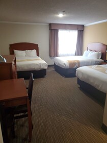 Quality Inn & Suites Los Angeles Airport – LAX