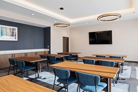 La Quinta Inn & Suites by Wyndham La Habra