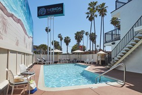 The Shoal La Jolla Beach