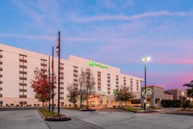 Holiday Inn La Mirada