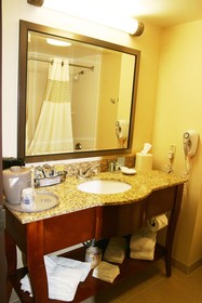 Hampton Inn & Suites Lancaster
