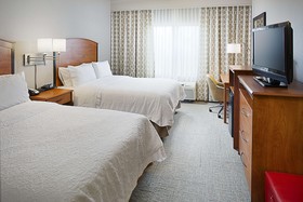 Hampton Inn & Suites Lancaster
