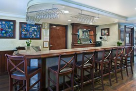 Oxnard Inn Lancaster