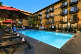 Oxnard Inn Lancaster