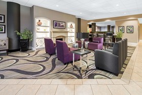 La Quinta Inn & Suites by Wyndham Buena Park