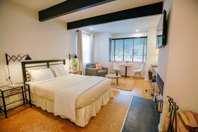 SCP Mendocino Inn and Farm