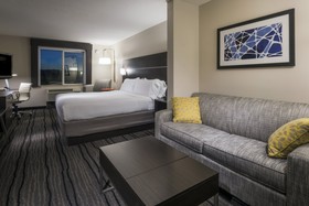 Holiday Inn Express & Suites Livermore
