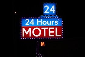 24 Hours Motel