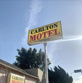 Carlton Motel