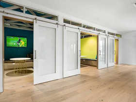 Global Luxury Suites at Universal City