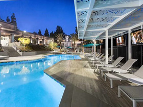 Global Luxury Suites at Universal City