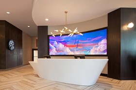 H Hotel Los Angeles Curio Collection by Hilton