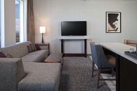 H Hotel Los Angeles Curio Collection by Hilton