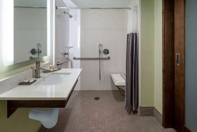 La Quinta Inn & Suites by Wyndham LAX