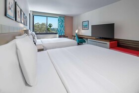 Hilton Garden Inn LAX Los Angeles Airport