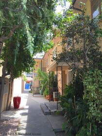 North Mansfield Avenue Apartments