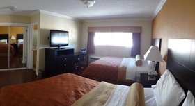 Metropolitan Inn & Suites