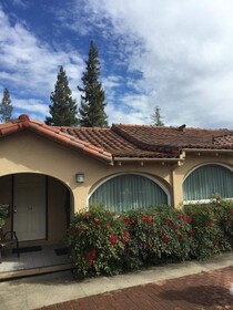 Los Gatos Garden Inn Hotel