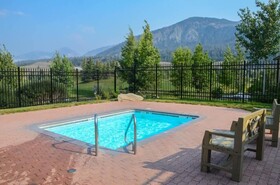 SnowCreek The Lodges