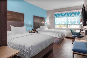 Tru by Hilton Manteca