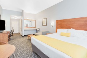 Ramada by Wyndham Marina