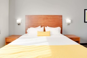Ramada by Wyndham Marina