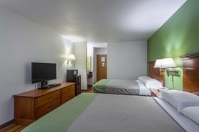 Travel Inn & Suites