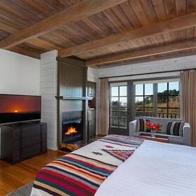 Stanford Inn by the Sea