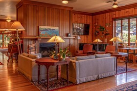 Stanford Inn by the Sea