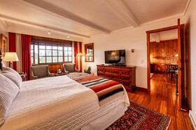 Stanford Inn by the Sea