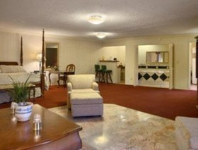 Merced Inn and Suites