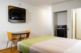 Motel 6 Modesto - Downtown