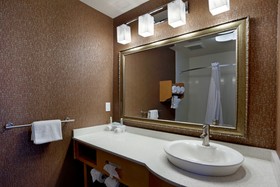 Holiday Inn Express Monterey - Cannery Row