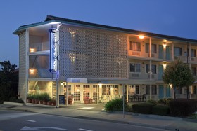 The Stevenson Hotel Monterey