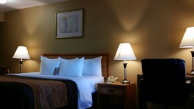 Comfort Inn & Suites Moreno Valley Near March Air Reserve Base