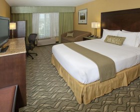 Holiday Inn Express & Suites San Jose - Morgan Hill
