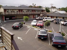 Rockview Inn and Suites