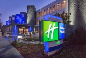 Holiday Inn Express Mountain View