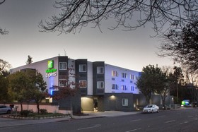 Holiday Inn Express Mountain View