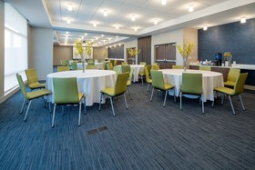 Holiday Inn Express & Suites Murrieta